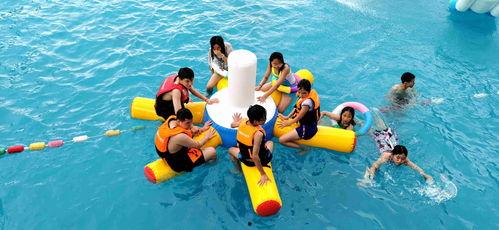 游泳队吃瓜有谁,揭秘队内八卦背后的真相